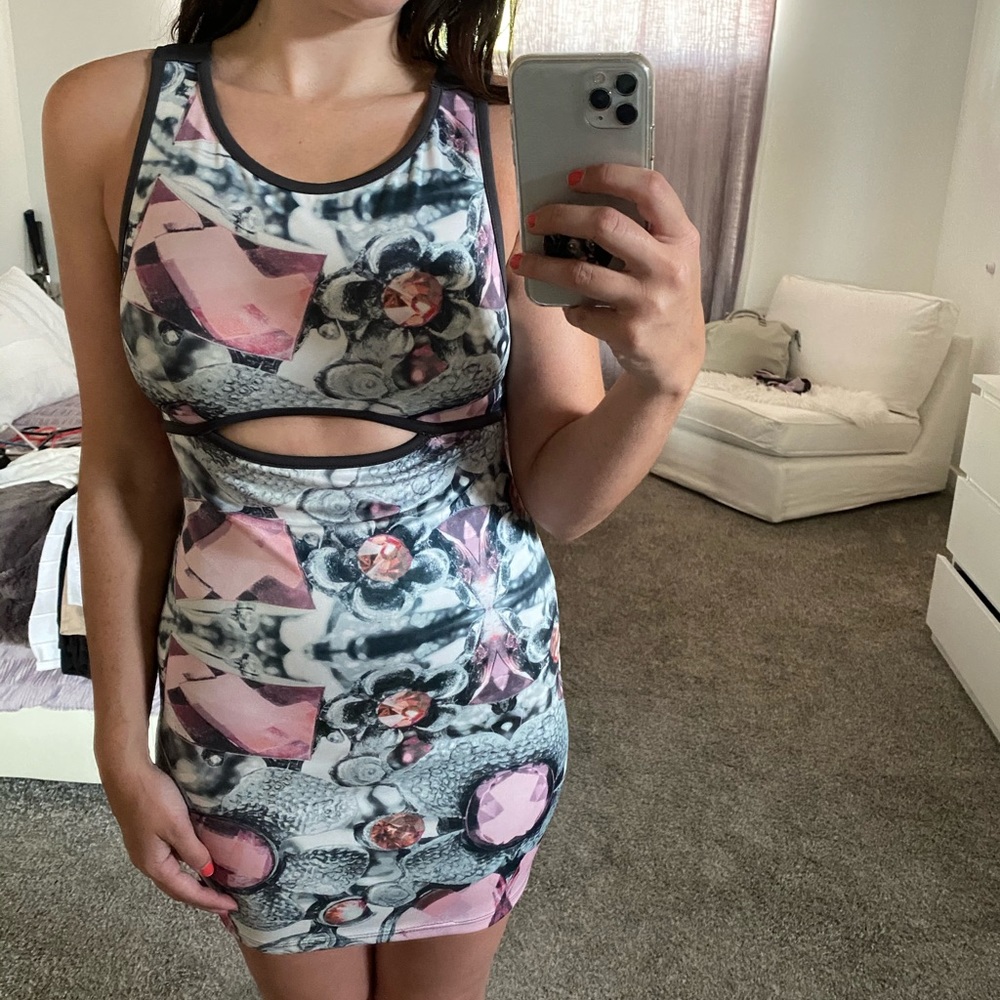 Solemio diamond gem body con dress